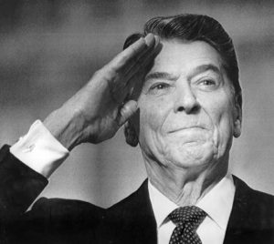 NA.0210.Reagan37--Washington, D.C.--President Ronald Reagan giving a final salute during military ceremonies honoring him at Andrews Air Force Base. LAT Library file photo: Bernie Boston/LA Times. Shot: January 12, 1989.